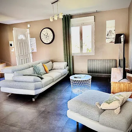 Les Palmiers 7 Personnes Plages Du Debarquement Holiday home Grandcamp-Maisy